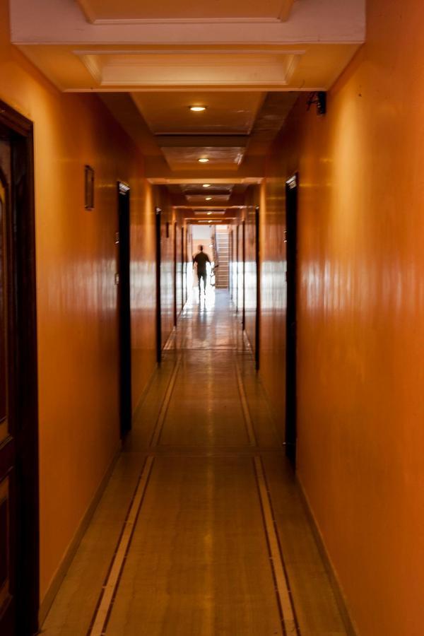 Hotel Welcome Palace Agartala Bagian luar foto